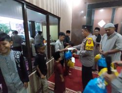 Selain Bukber, Jajaran Polsek Gunung Putri Santuni Anak Yatim di Bulan Suci Ramadhan