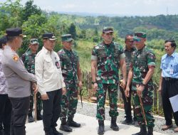 Pangdam III/Siliwangi Tinjau Langsung Jembatan Rawayan Waden Kedung Upal