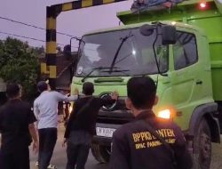Langgar 8 Poin Kesepakatan dengan Pemkab Bogor, Truk Tambang di Parung Panjang Diputar Balik Dishub dan Warga