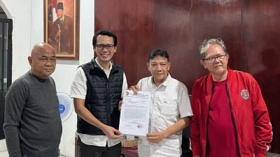 Ade Wardhana Serahkan Berkas Bacalon Bupati Bogor, Didukung Koalisi PDIP dan PKB