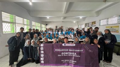 Pengabdian Masyarakat, Mahasiswa Teknik dan Manajemen Lingkungan kelas B1 Vokasi IPB University Perkenalkan ‘Apa Itu Bakteri’ kepada Siswa SMPN 11 Bogor