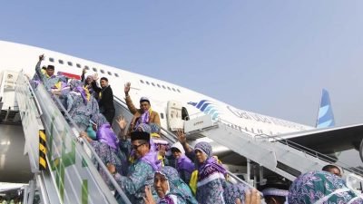 Ibadah Haji 2024, Indonesia Berangkatkan 241 Ribu Jemaah, Ada 554 Kloter dan Tiga Bandara Layani Fasttrack