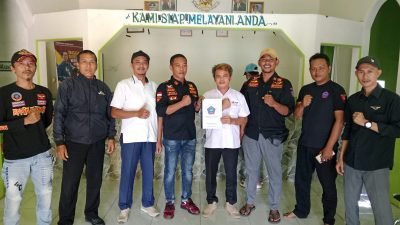 Sinergi, BPPKB Banten Serahkan SK Ranting ke Pemdes Karihkil