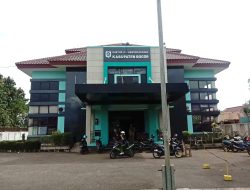 Momen Hardiknas, Warga Berharap Pesoalan Lahan SMPN 3 Kemang yang Diklaim Pemkot Bogor Cepat Diselesaikan