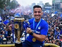 Usai Bawa Persib Juara Liga 1 2023/2024, Miro Petric Langsung Berlibur Keliling Asia