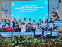 Asmawa Tosepu Berikan Bonus Kepada 19 Atlet NPCI Kabupaten Bogor