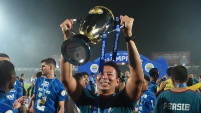 I Made Wirawan Bangga Ikuti Jejak Anwar Sanusi Legenda Penjaga Gawang Persib Bandung