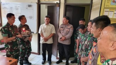 Perkuat Sinergitas, Koramil 0621-21 Kemang Berikan Kejutan Kepada Polsek Kemang di HUT Bhayangkara Ke-78