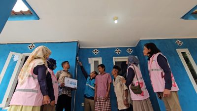 Sambut HUT RI Ke–79, Srikandi PLN Gunung Putri Menghadiahkan Listrik Gratis Keluarga Kurang Mampu Melalui “light Up The Dream”