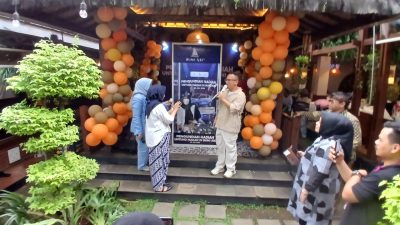 Dengan Syarat Cuma Makan Doang, Pelanggan ini Dapat Mobil dari RM Bumi Aki 