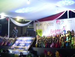 Asmawa Tosepu Apresiasi Antusias Masyarakat Ramaikan Pagelaran Wayang Golek di Desa Ciburayut