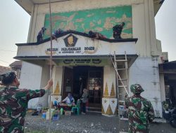TNI-Polri dan Warga Bersatu Bebersih Museum Perjuangan Bogor