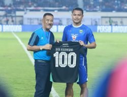 Keren, Lima Pemain Persib Bandung dan Satu Staf Pelatih Mendapatkan Logam Mulia dan Jersey Khusus