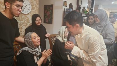 Kun Wardana Abyoto Sampaikan Bela Sungkawa di Rumah Duka Faisal Basri