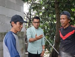 Berikan Bukti Nyata, Eka Maulana Bangun Sumur Bor dan Rehab Total MCK di Cipaku