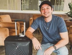 Lagi Asik Nyabu Bareng 5 Temannya, Artis Andrew Andika Dibekuk Polisi