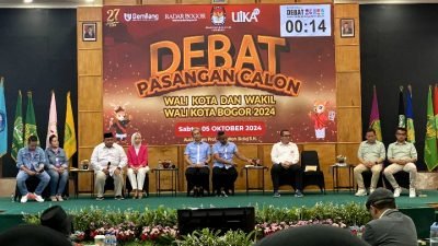 Dokter Rayendra-Eka Maulana Dipuji Anak Muda Saat Debat Paslon