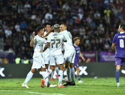 Persib Bandung Kokoh di Posisi Kedua Klasemen Sementara Usai Hajar Persik Kediri 2-0