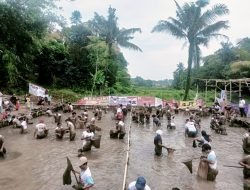 Ngubek Empang, Warga Kelurahan Cibinong Solid Wujudkan Bogor Istimewa Menuju Bogor Gemilang