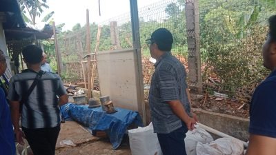 Pastikan Kualitas Sesuai Spesifikasi, Achmad Fathoni Tinjau Pengerjaan TPT di Perum GJC Cicadas