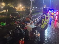 Mobil Toyota Calya Tabrak PKL di Puncak Bogor, 3 Orang Luka