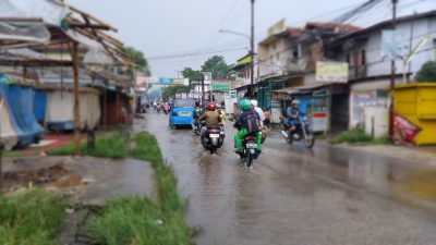 Ruas Jalan H Mawi Parung Sering Banjir, Candra: UPT Parung Anggarannya Terbatas
