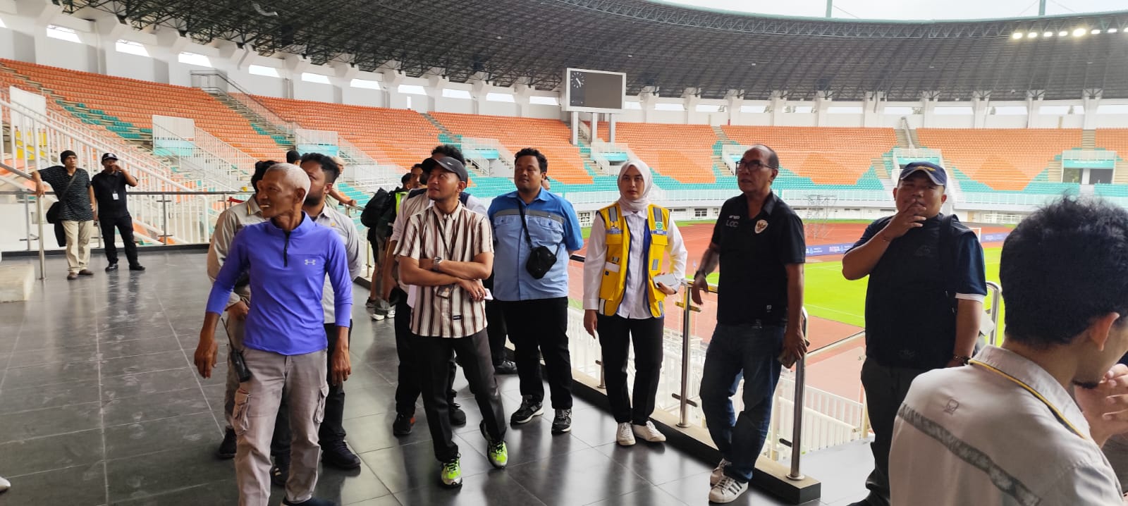 Delegasi FIFA dan PSSI Cek Kondisi Stadion Pakansari