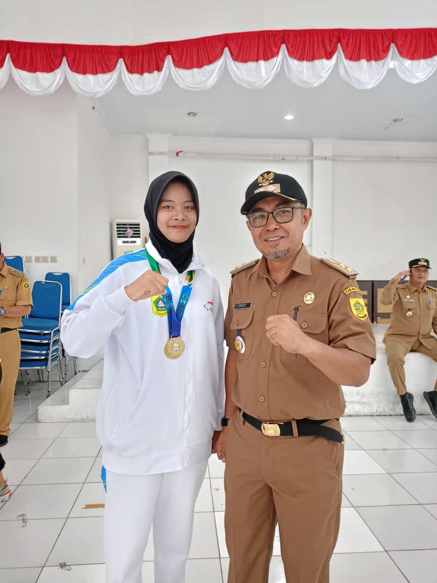 Lurah Harapanjaya Bangga Warganya Sabet Medali Emas Piala Gubernur Jabar 2024