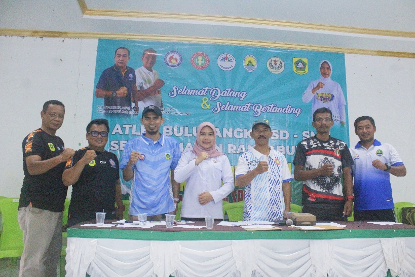 Serius Mencari Bibit Muda Bekualitas, Bapopsi Rancabungur Gelar Turnamen Bulutangkis