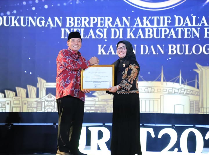 Dukung Pengendalian Inflasi, Kadin Kabupaten Bogor Raih Penghargaan dari Pj Bupati Bogor