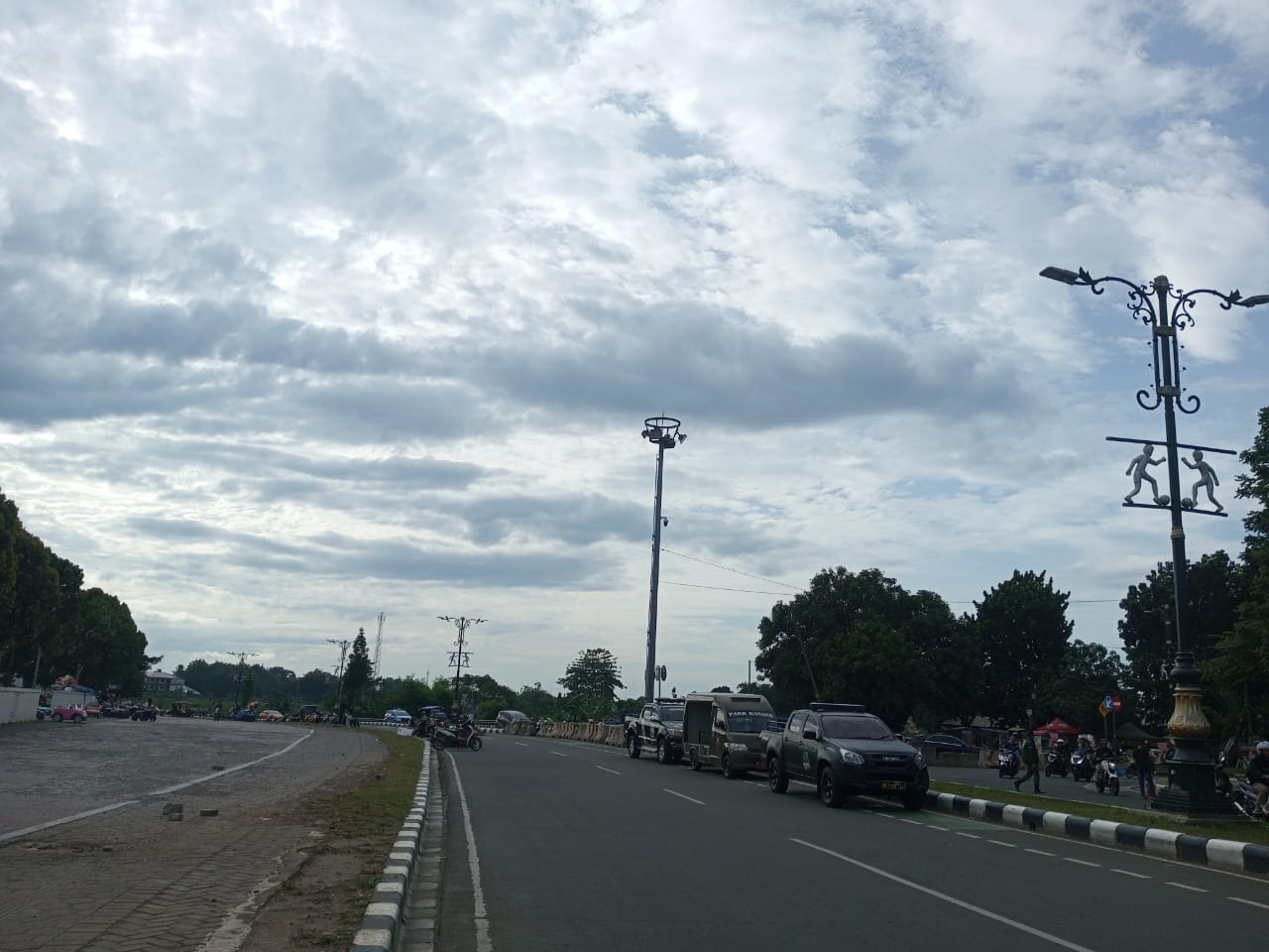 Urai Kepadatan, 2 Jalur di Stadion Pakansari Ditutup Saat Pergantian Malam Tahun Baru 2025