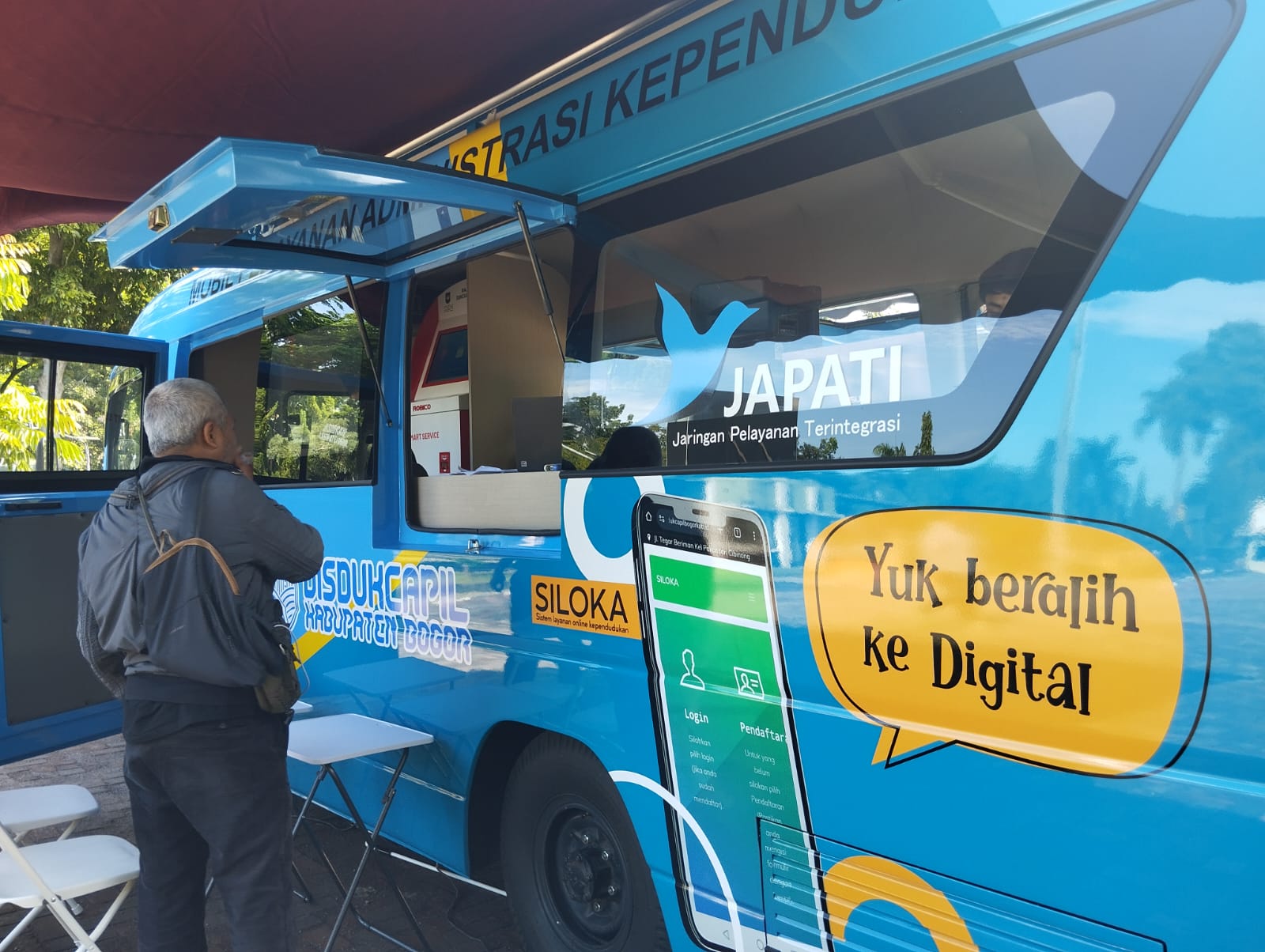 Permudah Urusan Administrasi, Disdukcapil Kabupaten Bogor Resmikan Mobil Pelayanan Keliling