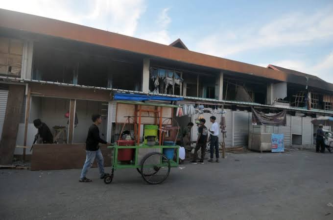 Dampak Kenaikan PPN 12 Persen, Pedagang Sembako di Pasar Leuwiliang Ngeluh Omset Menurun