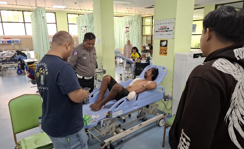 Tersengat Listrik saat Ganti Benner Milik Raja Gadai di Ciseeng, Seorang Pria Jatuh dari Ketinggian 3 Meter