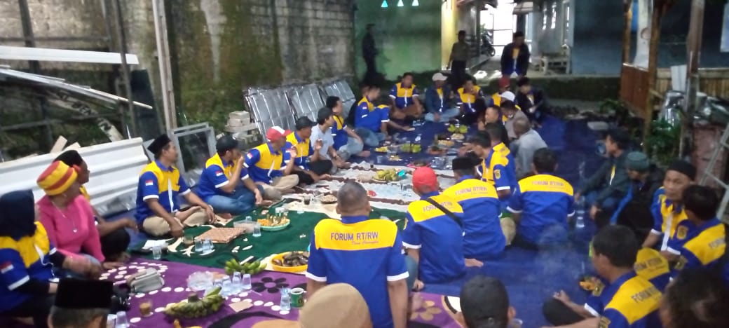 Silaturahmi Sambil Bahas Program 2025, Pemdes Cinangka Kumpulkan Puluhan Ketua RT, RW dan Kadus