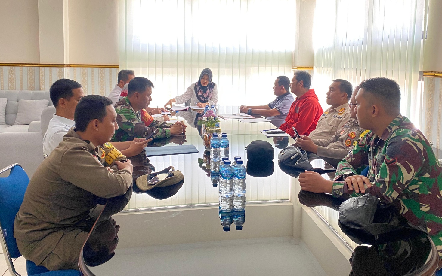 Usai Didemo Warga, Camat Sukaraja Panggil Pihak PT Rainbow Indah Carpet