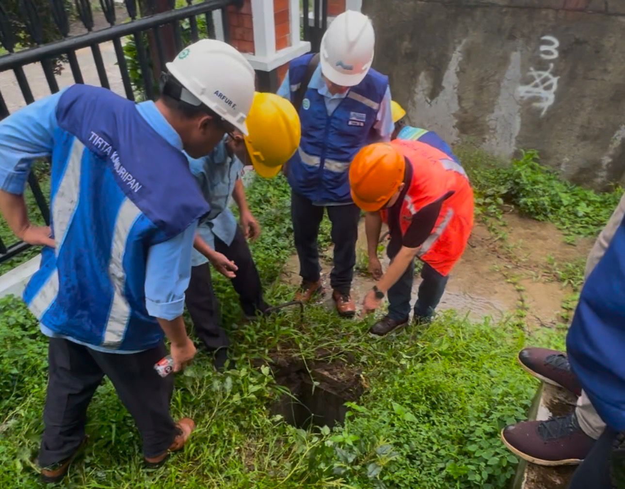 Pastikan Ketersediaan Air Bersih, Perumda Tirta Kahuripan Konservasi Sumber Mata Air di Kabupaten Bogor