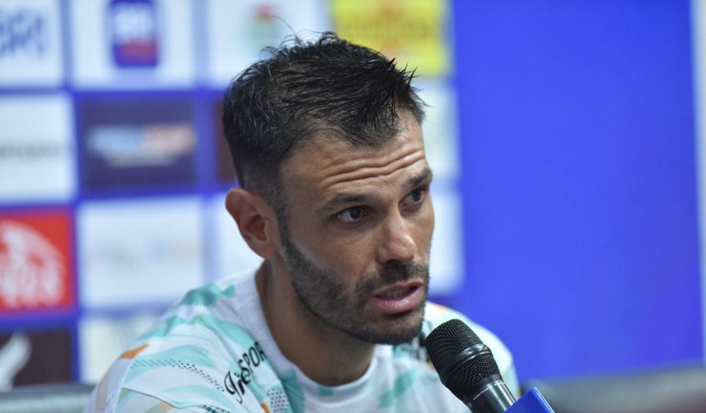 Tyronne del Pino Langsung Fokus Menatap Laga Lawan PSM Makasar