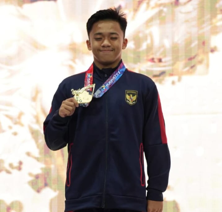 Naufal Putra Diandra Atlet Karateka Kabupaten Bogor Sabet Juara Dunia 2025, Jadi Kado Manis Bupati Bogor