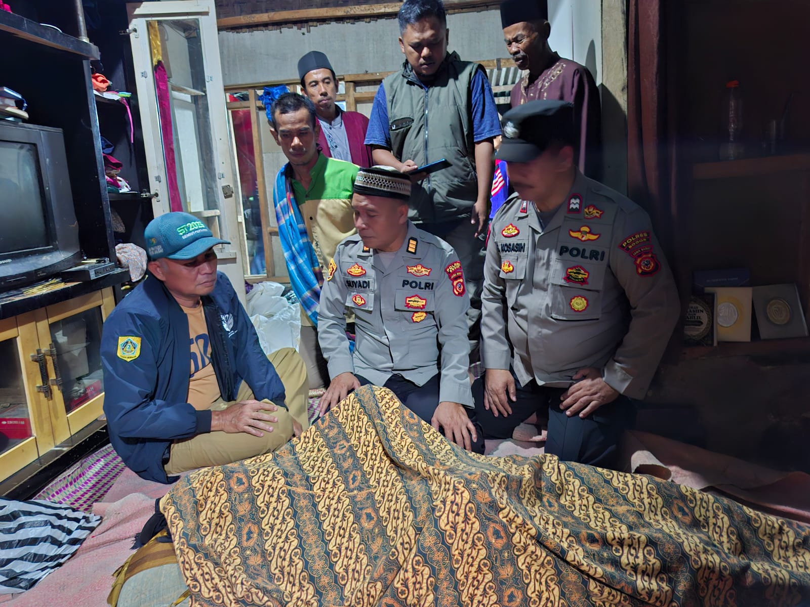 Terseret Arus Anak Sungai Cibogo, Pasutri Asal Sukajaya Ini Ditemukan Meninggal Dunia