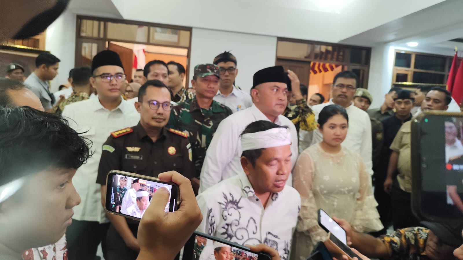 Sertifikat Tanah Diatas DAS Bakal Dicabut, Dedi Mulyadi: 5 Tahun Keatas Akan Diberi Kerohiman
