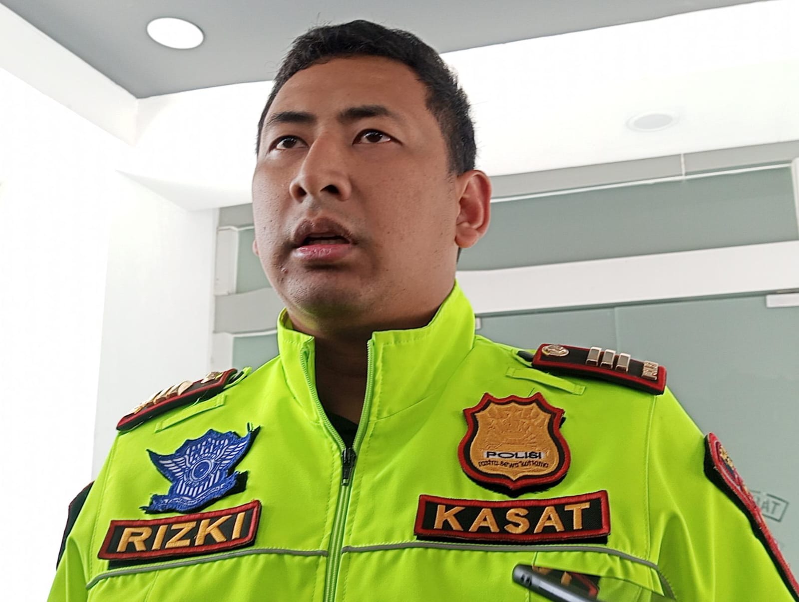 Anggotanya Dituding Tendang Pemotor Hingga Jatuh ke Selokan di Puncak, Ini Penjelasan Polres Bogor