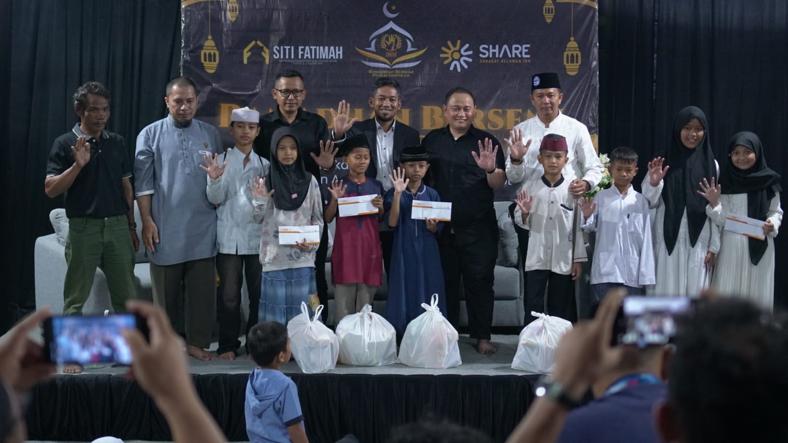 Ramadhan Bersemi Penuh Inspirasi, INH Santuni 112 Anak Yatim Piatu dan 10 Marbot