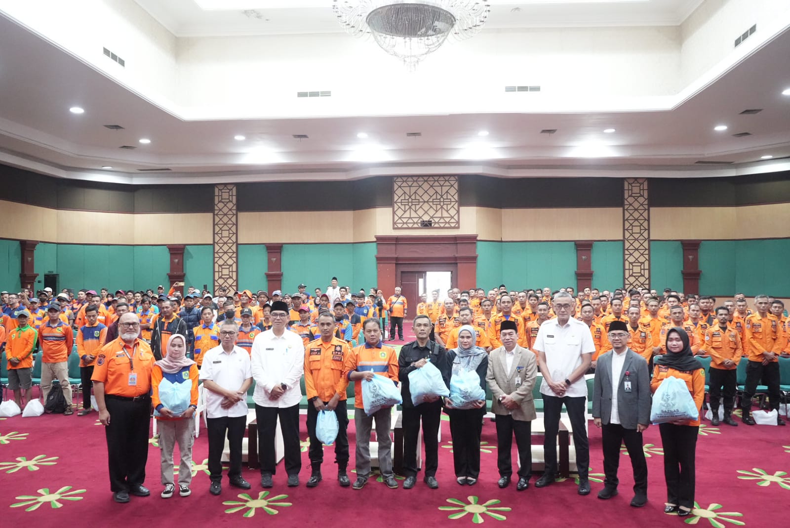 Bupati Rudy Susmanto Beri Perhatian Khusus kepada Pesapon dan Petugas Lapangan