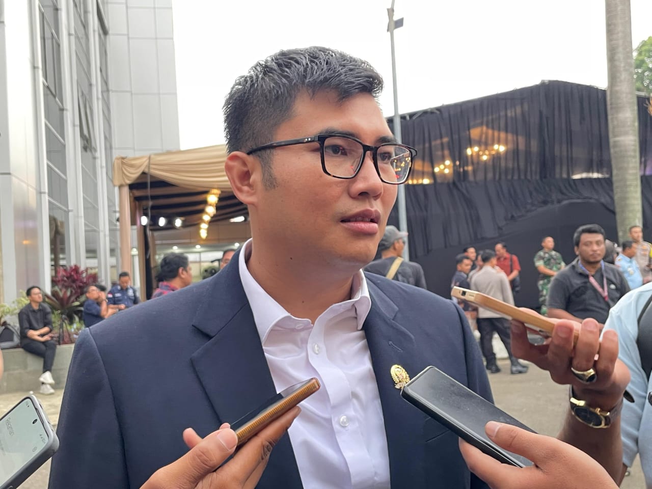 Pengangguran di Cibinong Tertinggi, Ketua DPRD Sastra Winara Desak Pemkab Bogor Cari Solusi