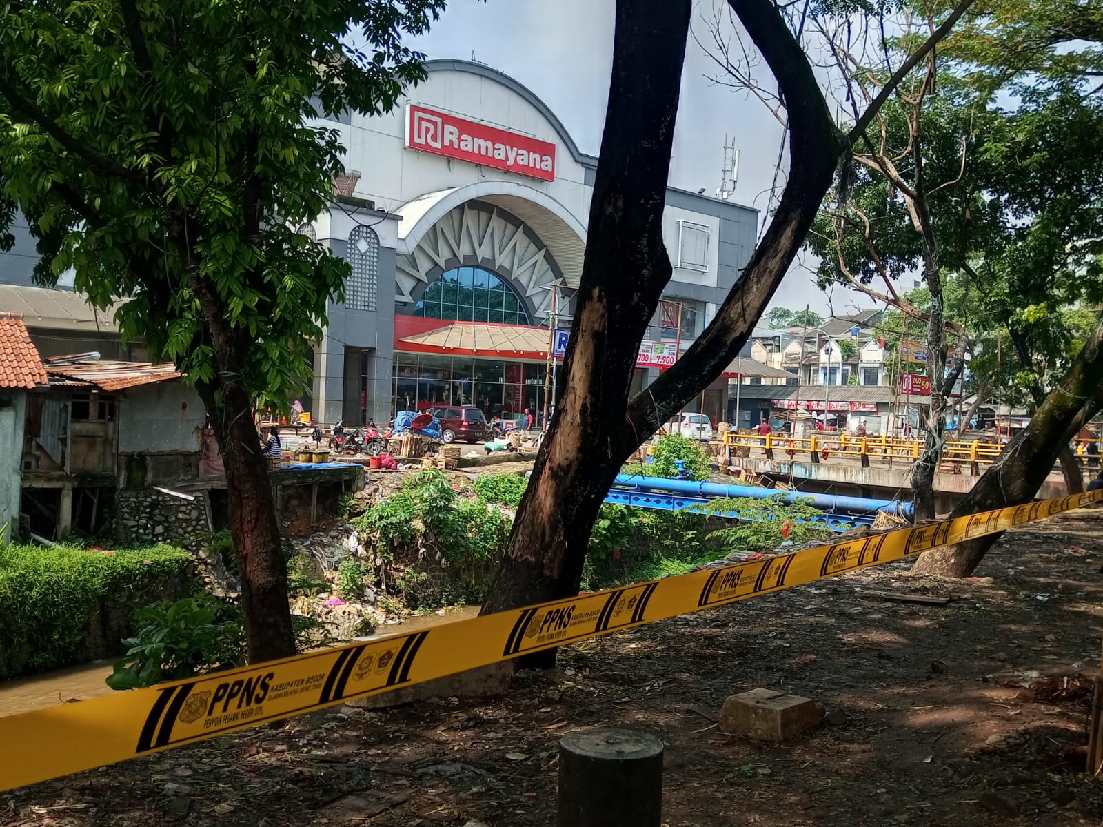 Sudah Digaris PPNS, 104 PKL di Pasar Cibinong Direlokasi ke Pasar Cikema