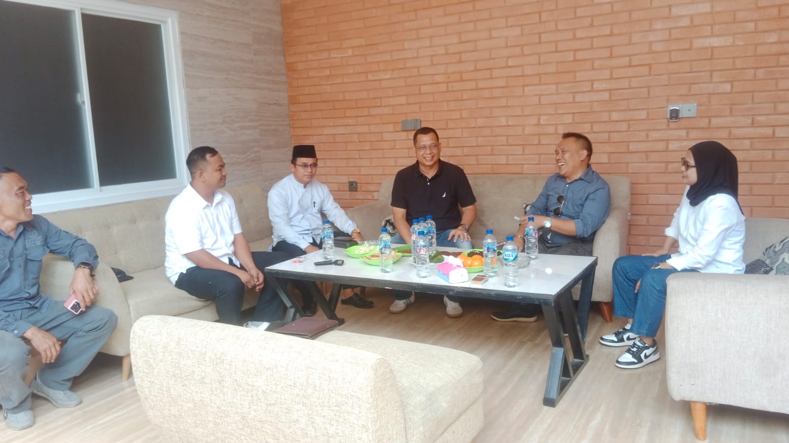 Beri Apresiasi ke Bumdes Bina Teknik Singasari, Junsam: Bisa Selesaikan Persoalan Sampah