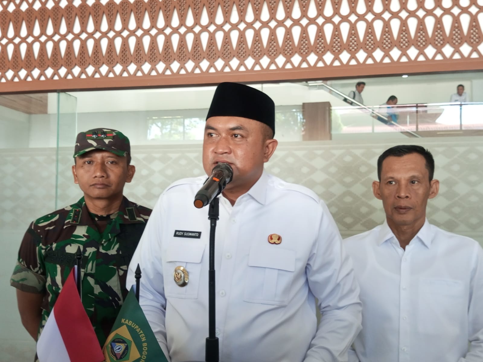 Usai 4 RSUD Resmi Berganti Nama, Bupati Rudy Susmanto Ingin Pelayanan yang Ramah Ditingkatkan
