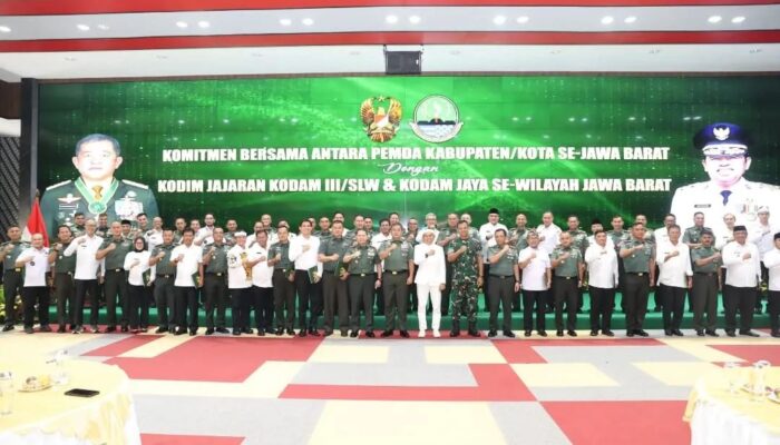 Bupati Rudy Susmanto Teken Komitmen Percepatan Pembangunan Bersama Kodam III/Siliwangi
