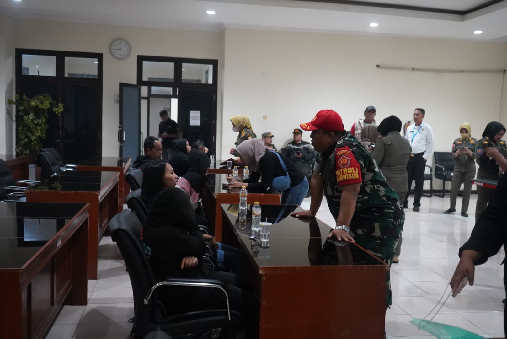 Razia Pekat, 5 PSK dan 1 Pria Hidung Belang Diringkus Satpol PP Kabupaten Bogor di Sukaraja